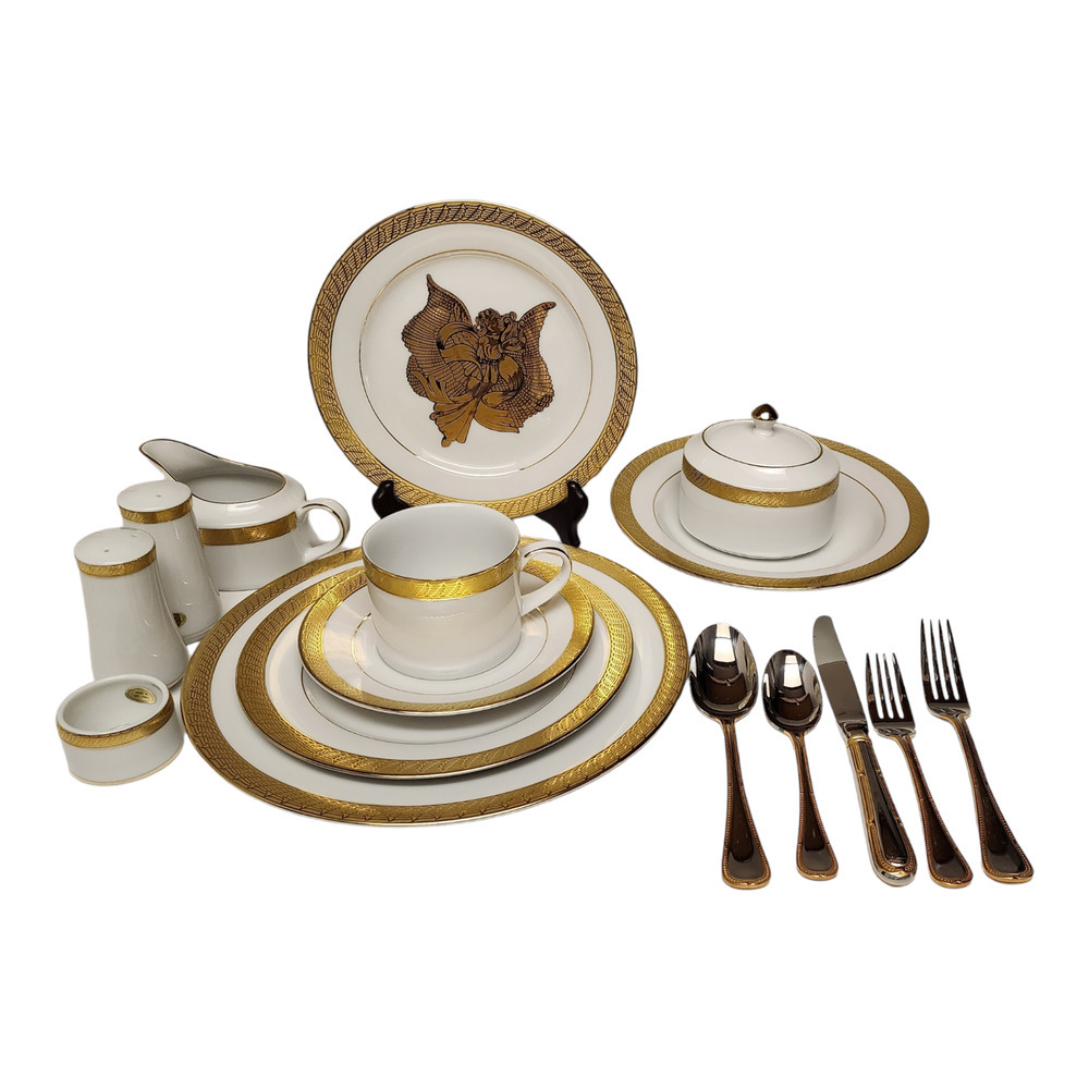 16 PCS Of Centurion Collection 9414 Pure Gold Decretive Discontinued Plate